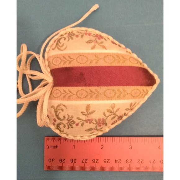 Victorian Brocade Heart  Ornament Valentine Christmas Fabric Red Floral Ribbon - Picture 2 of 6